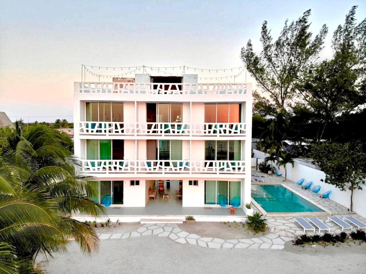 Playa 55 Beach Escape - Adults Only Guesthouse セレストゥン エクステリア 写真