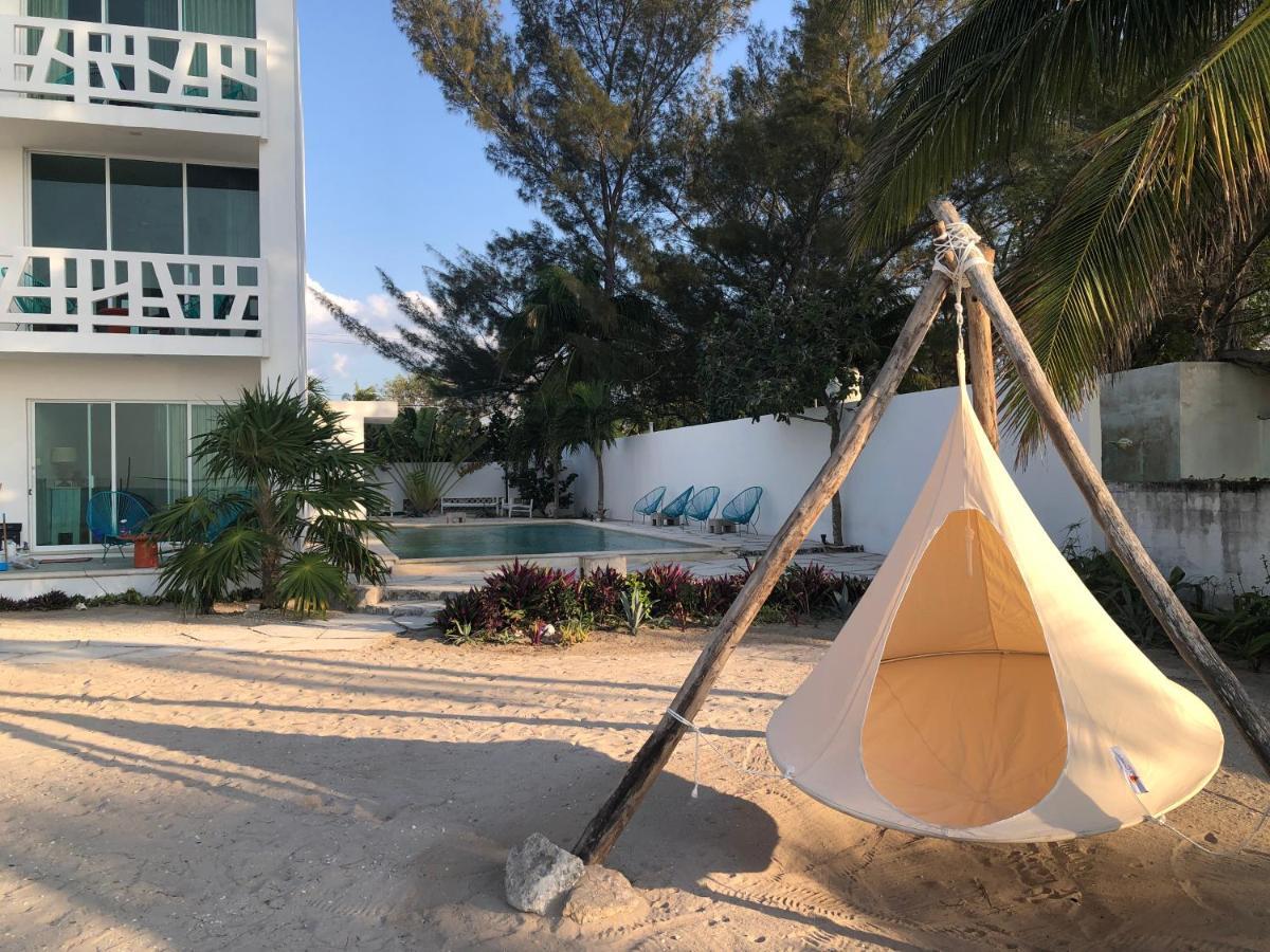 Playa 55 Beach Escape - Adults Only Guesthouse セレストゥン エクステリア 写真