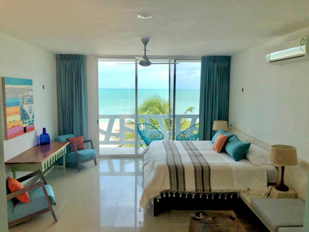Playa 55 Beach Escape - Adults Only Guesthouse セレストゥン エクステリア 写真
