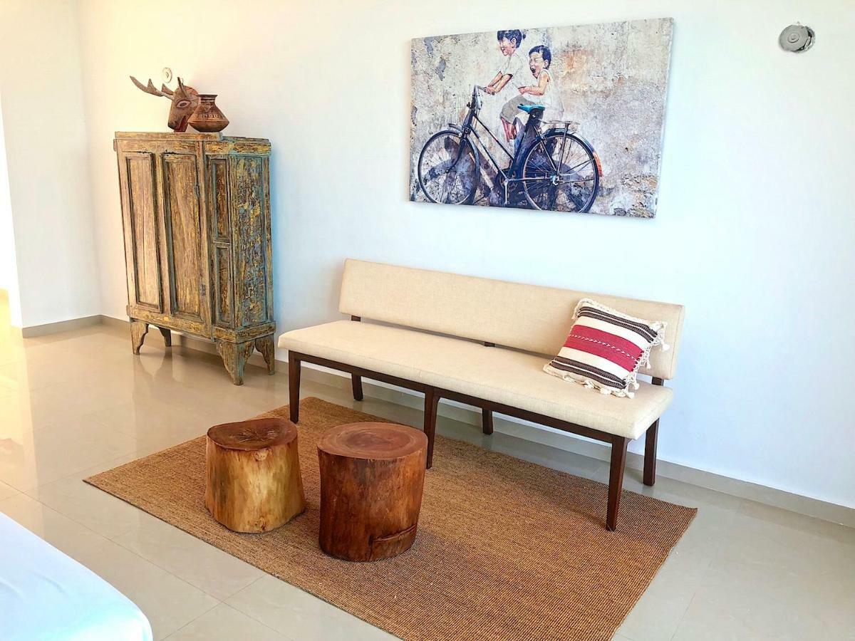 Playa 55 Beach Escape - Adults Only Guesthouse セレストゥン エクステリア 写真