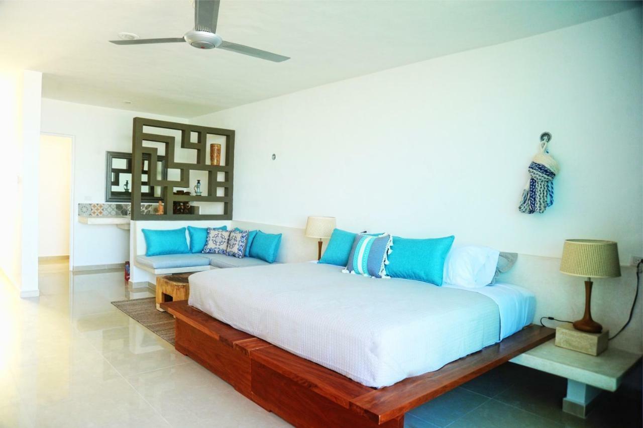 Playa 55 Beach Escape - Adults Only Guesthouse セレストゥン エクステリア 写真